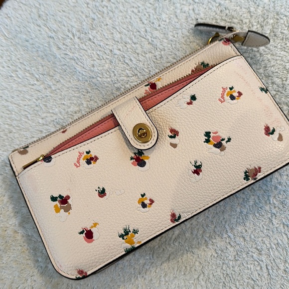 Coach Bags Coach Noa Crossbody Bag With Removable Strap Poshmark